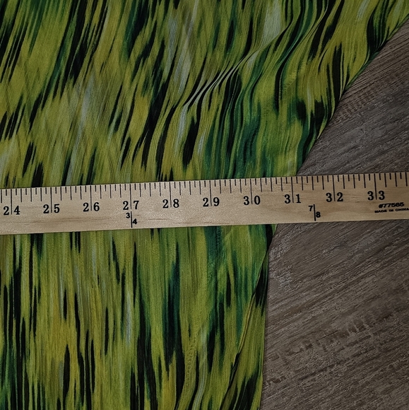 Jones New York Vibrant Green Drop Sleeve V-Neck Sheer Blouse Lg - Picture 8 of 11